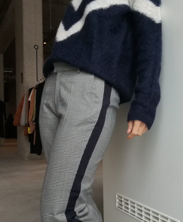 Second Female Hassel trousers