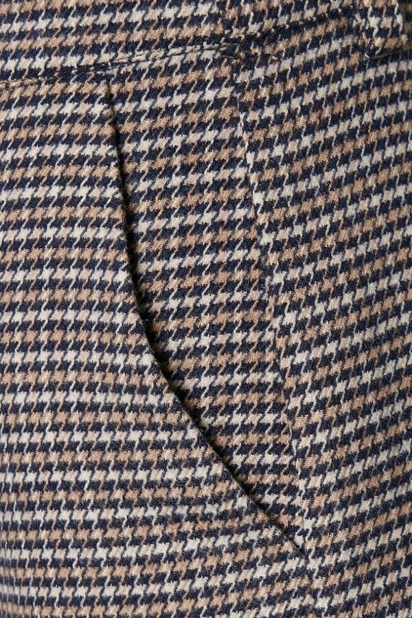 Gestuz VivGZ shorts Brown check