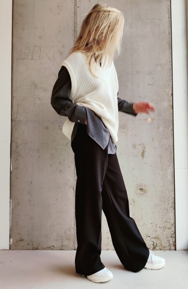 Club l'Avenir Juniper spencer Off white
