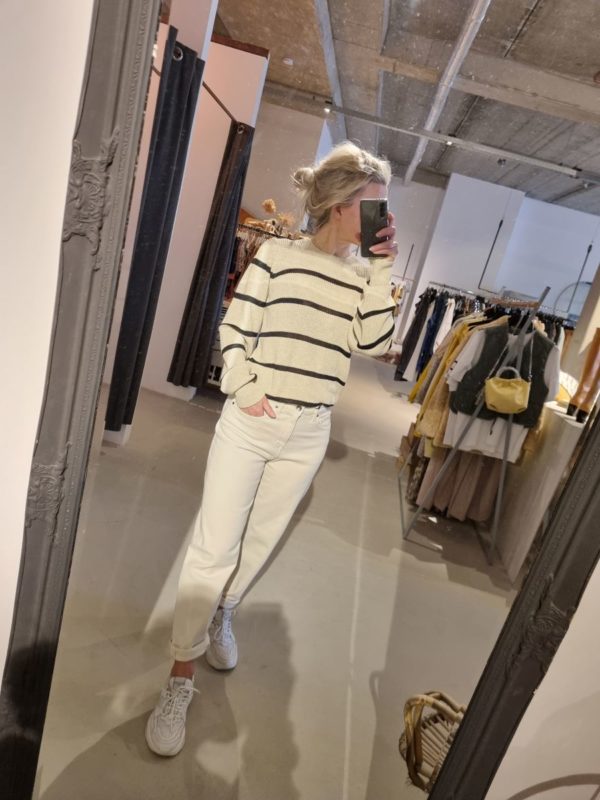 Second Female Timian knit Biscotti