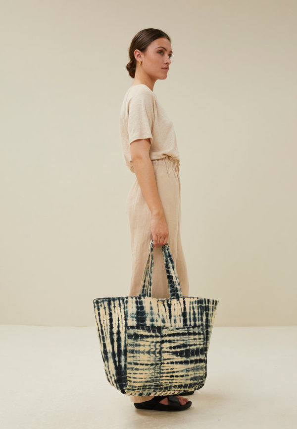 By Bar Tie dye bag