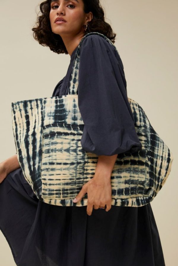 By Bar Tie dye bag