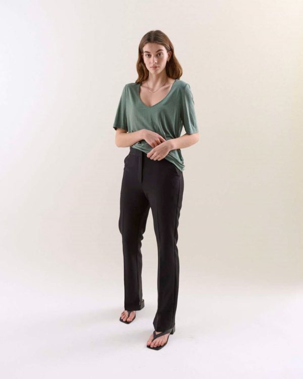 Another Label Magnolia t-shirt 2 colors