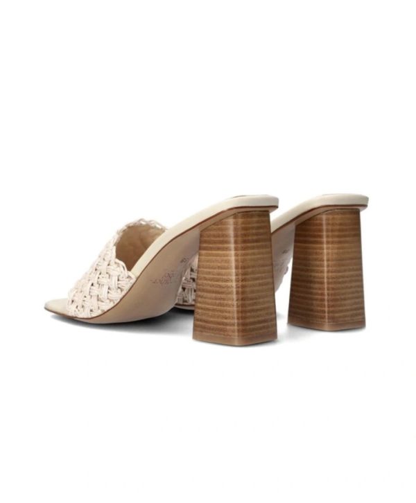 Another Label Zuri sandals Sandshell