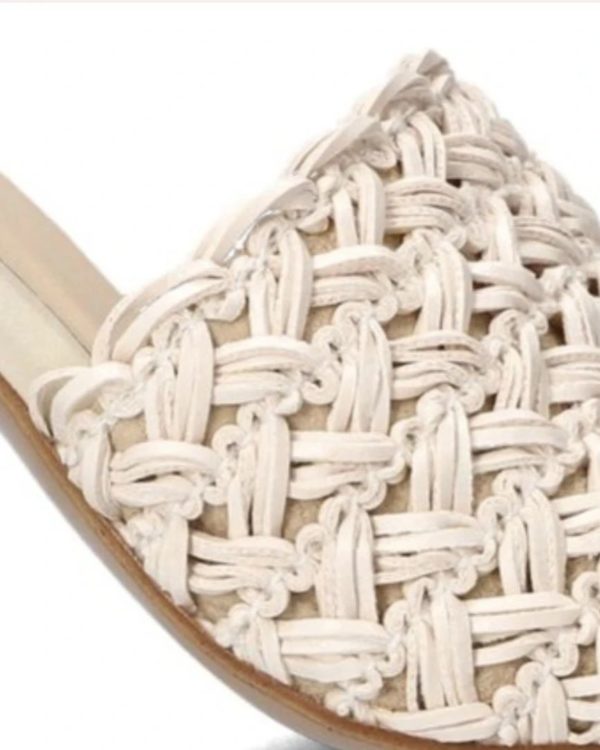 Another Label Zuri sandals Sandshell