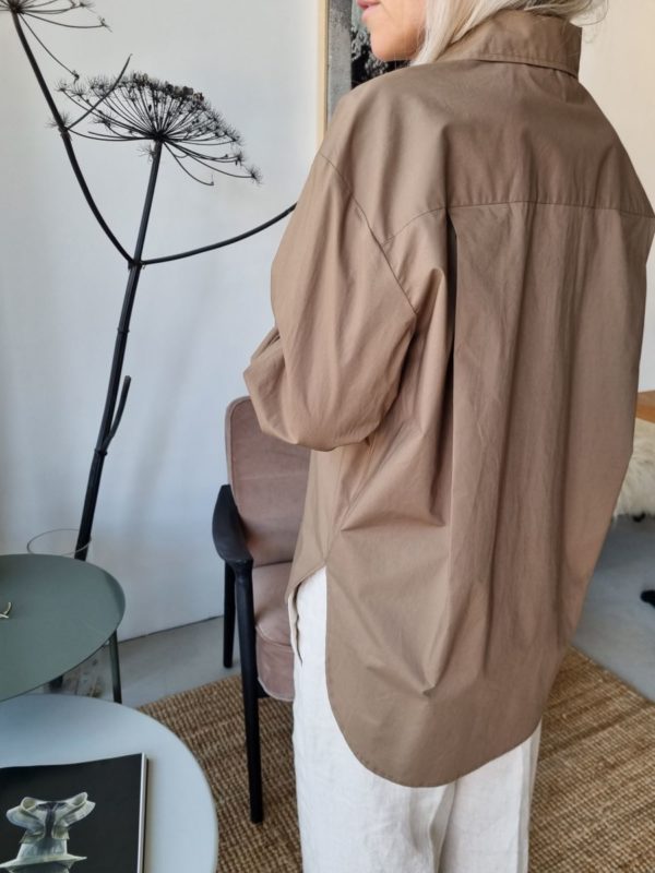 Second Female Alulin shirt Shitake