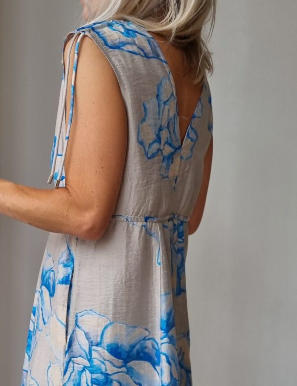Second Female Berit dress