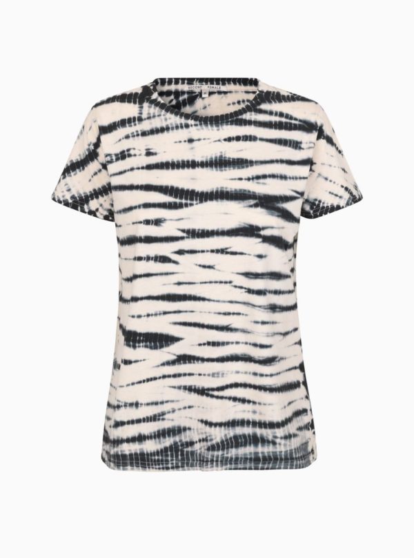 Second Female Naze tee