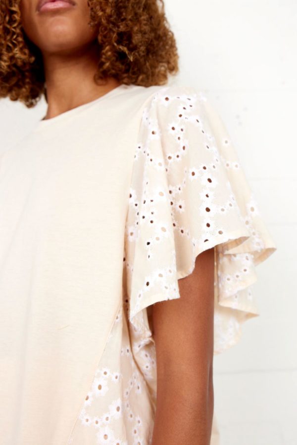Second Female Sibba tee Sand