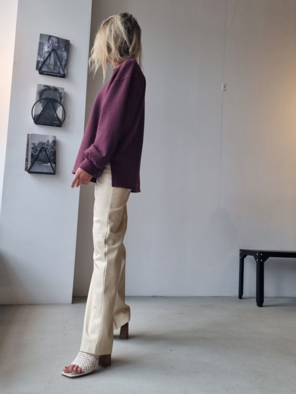 Club l'Avenir Sophia sweater Eggplant