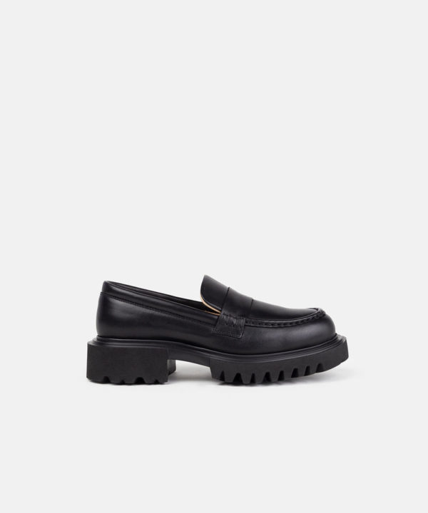 Royal Republiq Protect loafer Black