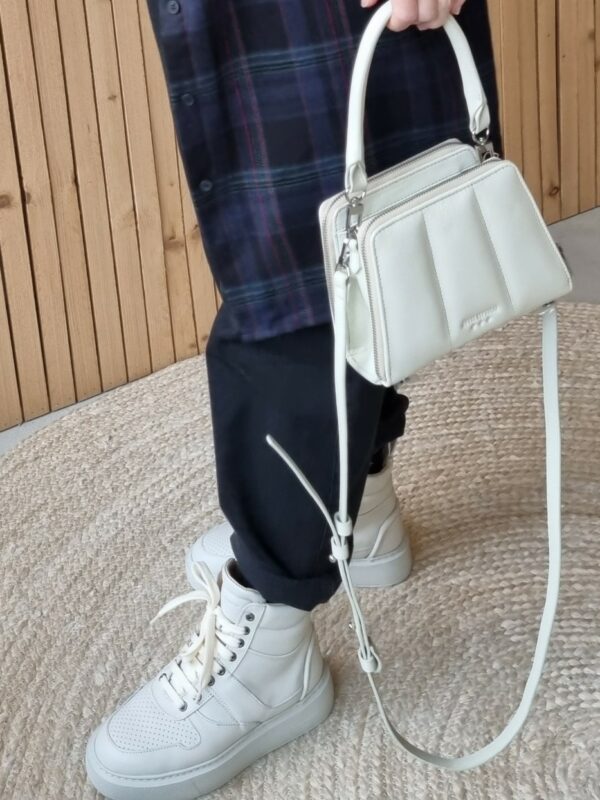 Royal Republiq Dare Hi top sneakers Off white