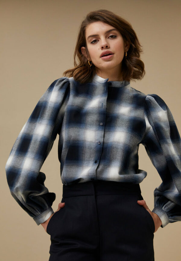 By Bar Day check blouse Blue night