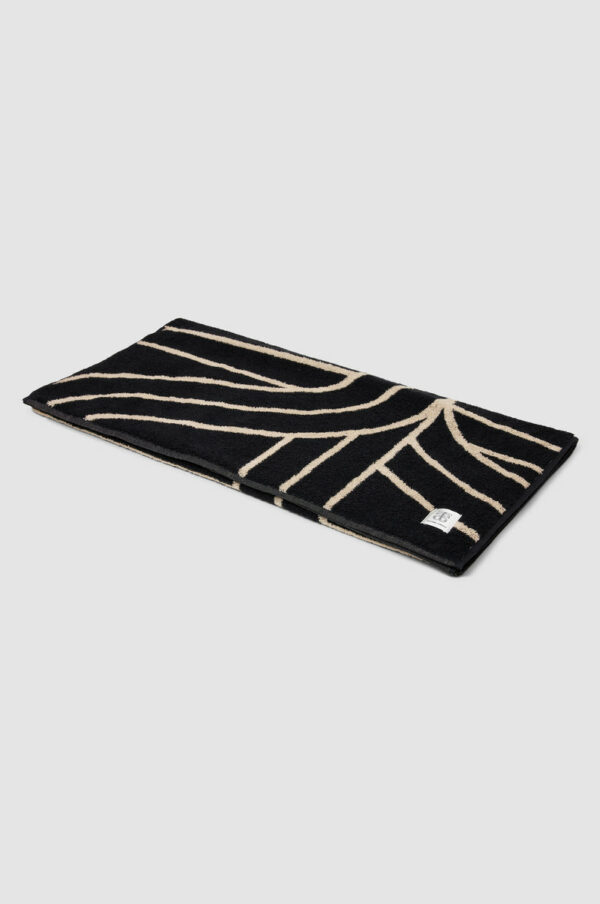 Second Female Del logo towel
