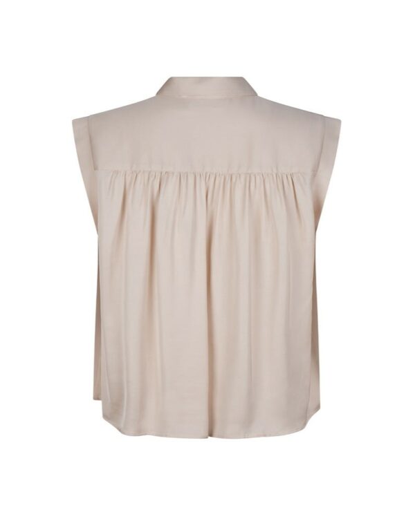 Ruby Tuesday Ravyn sleeveless top Mother of pearl