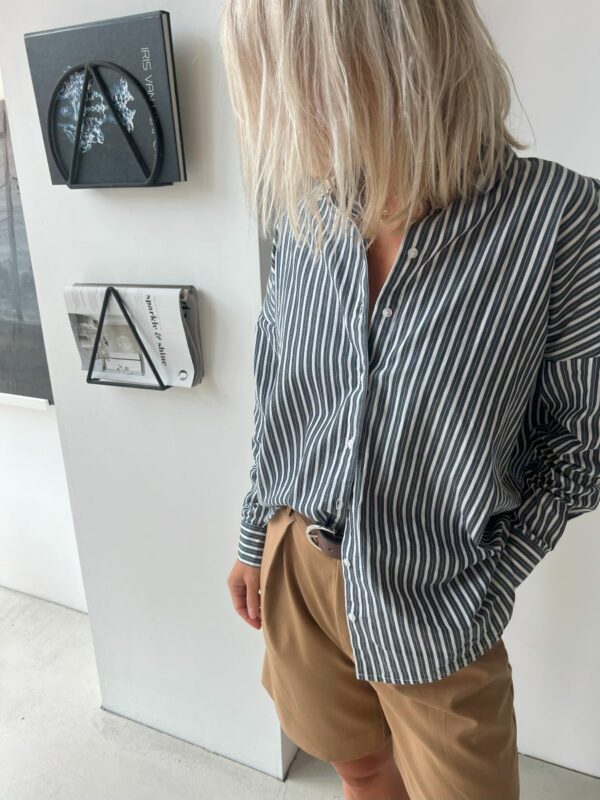 Selected Femme Emma Sani shirt Dark sapphire