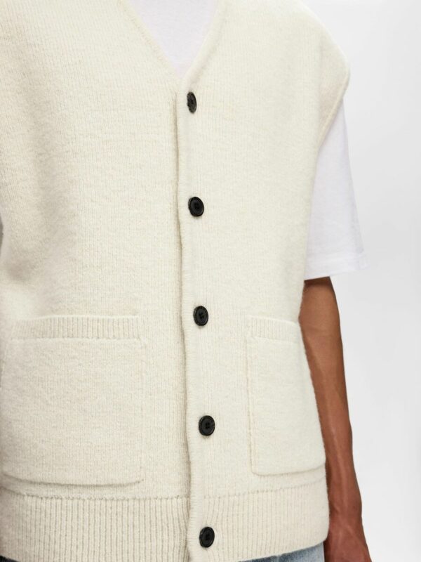 Selected Homme Relaxed CFW knit vest Whisper white