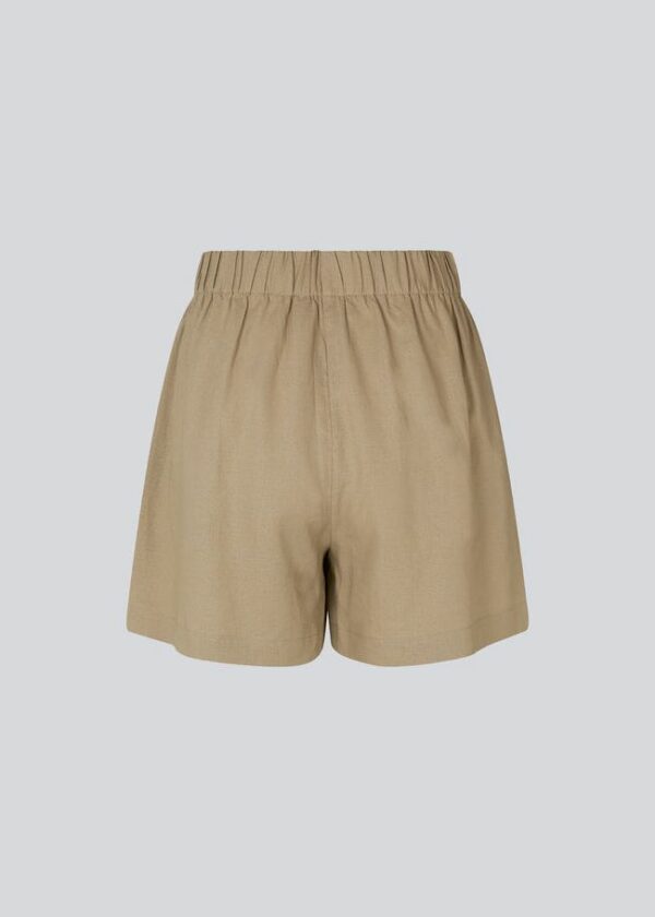 Modström Darrel shorts Dune