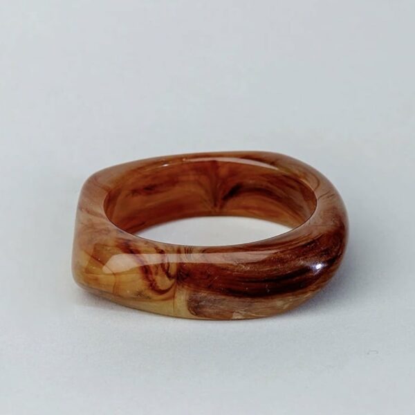 Bow19 Big square bracelet 2 colors