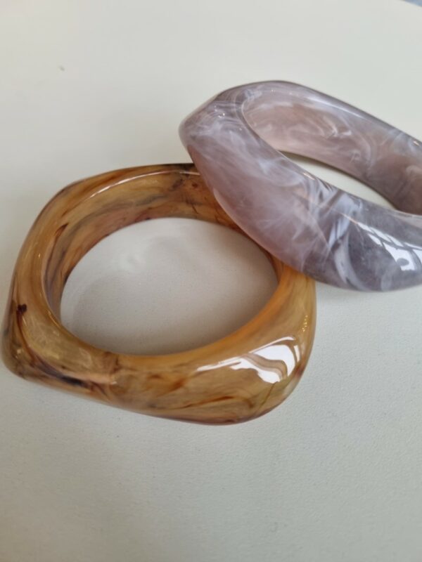 Bow19 Big square bracelet 2 colors